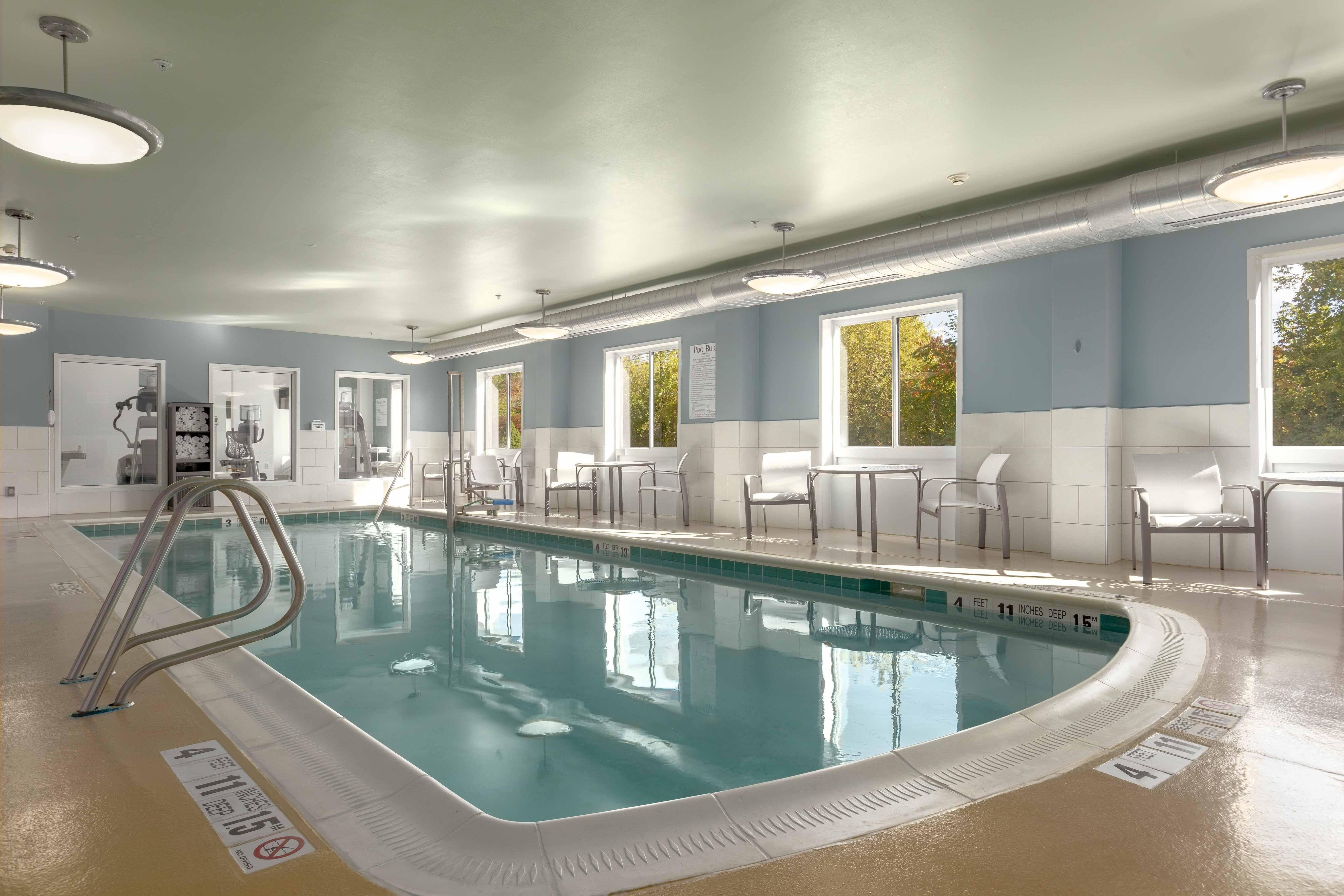 Holiday Inn Express Hotel & Suites Binghamton University-Vestal By Ihg Dış mekan fotoğraf